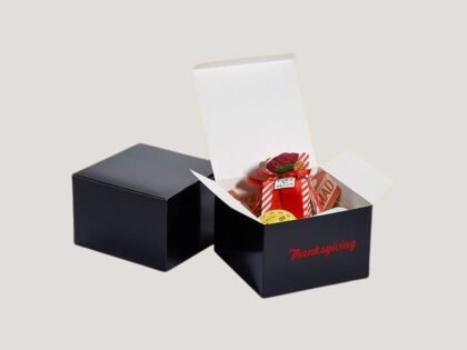 Custom-Gift-Box-for-Thanksgiving-in-Cardboard-Stock
